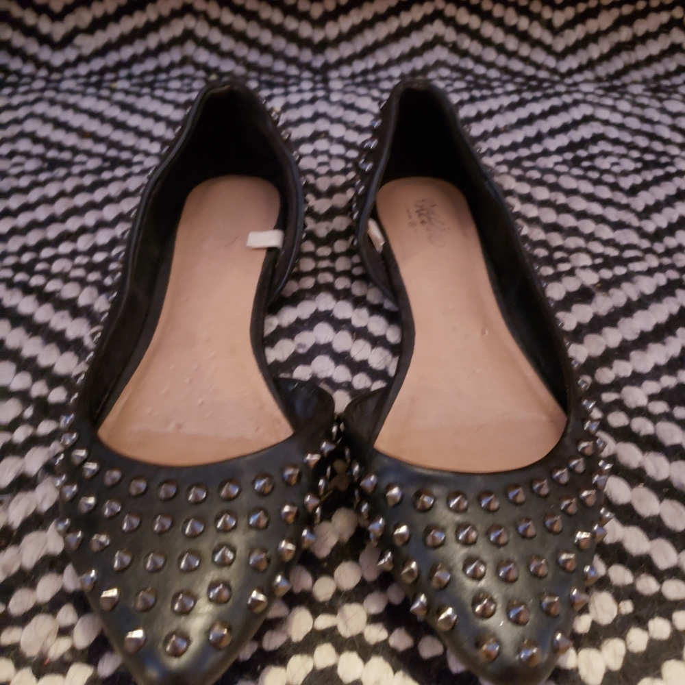 Studded flats